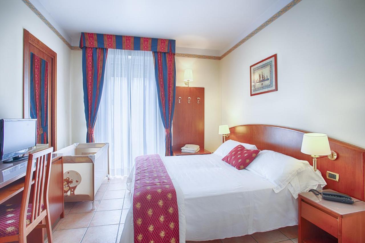 Hotel Agostini Bellaria-Igea Marina Extérieur photo