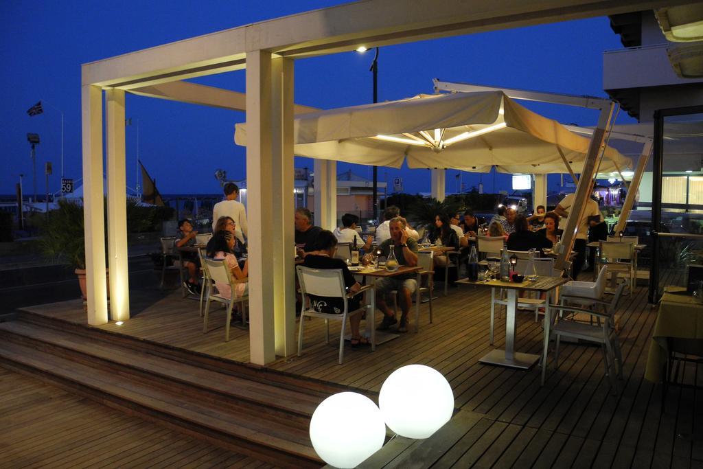 Hotel Agostini Bellaria-Igea Marina Extérieur photo