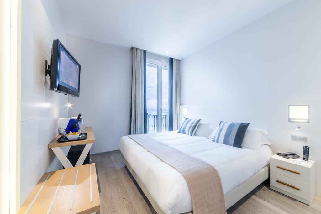 Hotel Agostini Bellaria-Igea Marina Extérieur photo